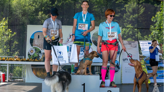 Foto - relacja z imprezy outdorowej CANICROSS (Bieg z psami)