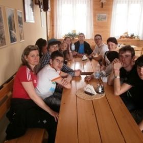 SignWriting - Crossborder of Silent